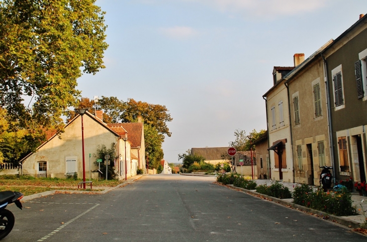  - Parigny-les-Vaux