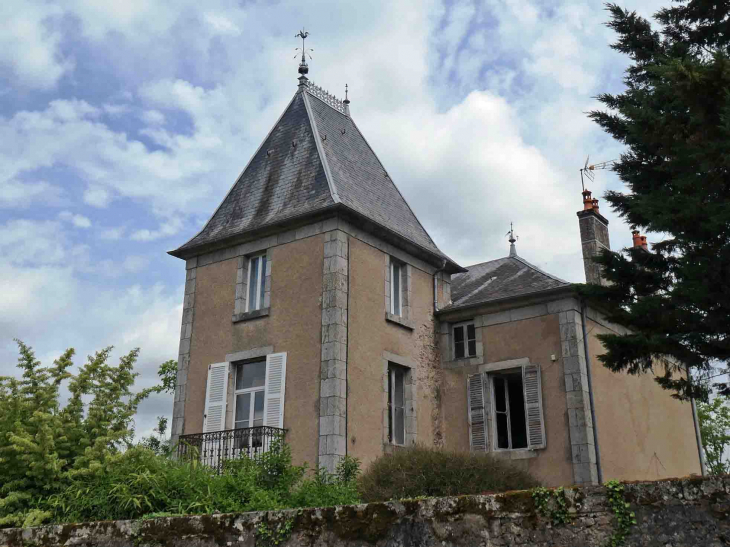 Maison du village - Pouques-Lormes