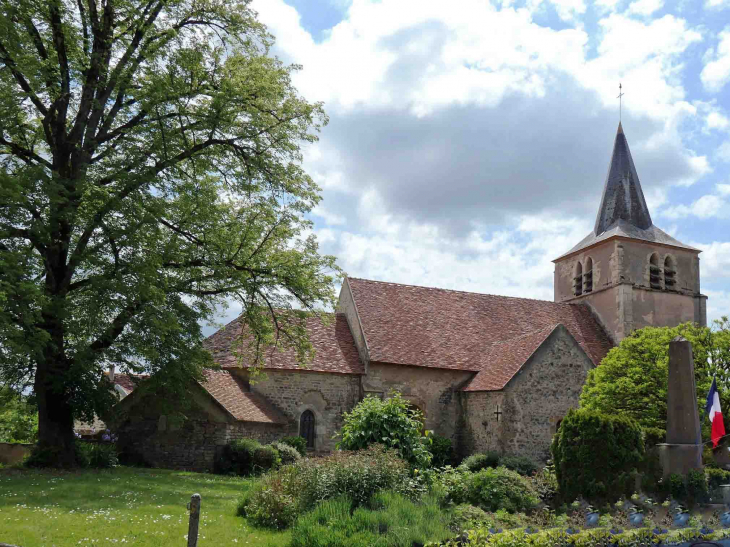 L'église - Pouques-Lormes