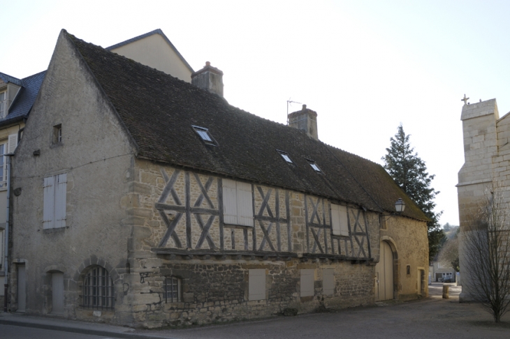 Maison ancienne - Prémery