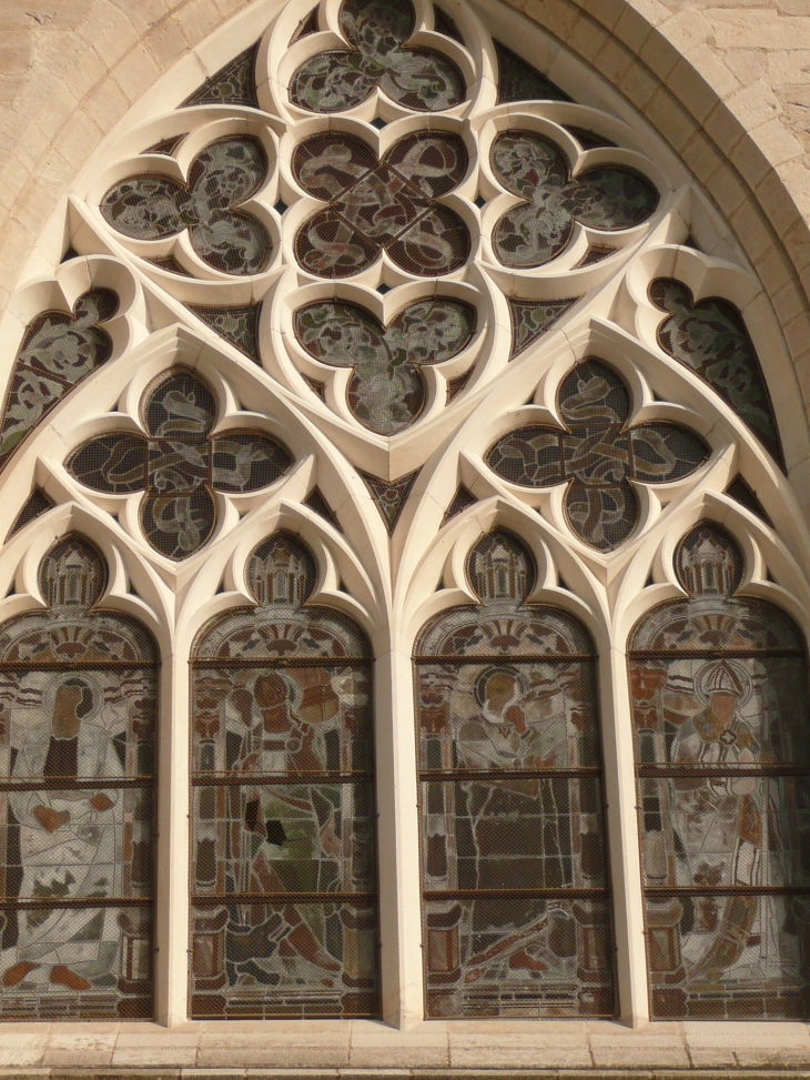 Vitraux de la Collégiale Saint Marcel - Prémery