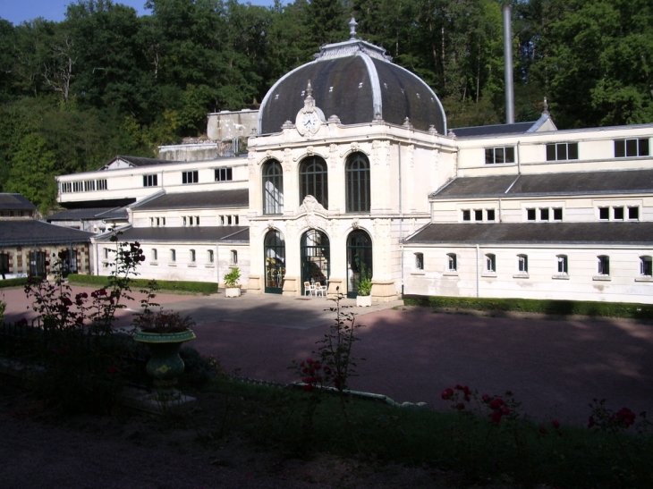 établissement thermal - Saint-Honoré-les-Bains