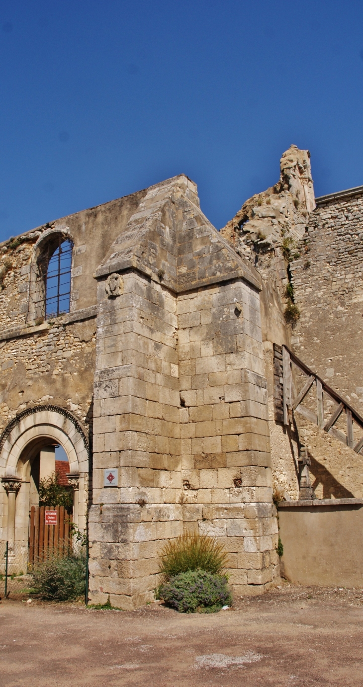 Ruines de l'Abbatiale St Laurent - Saint-Laurent-l'Abbaye