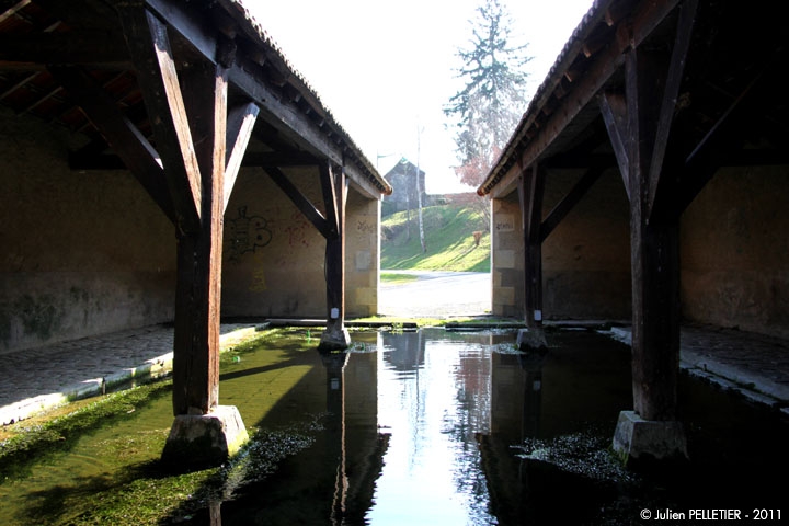 Le lavoir - Saint-Parize-le-Châtel