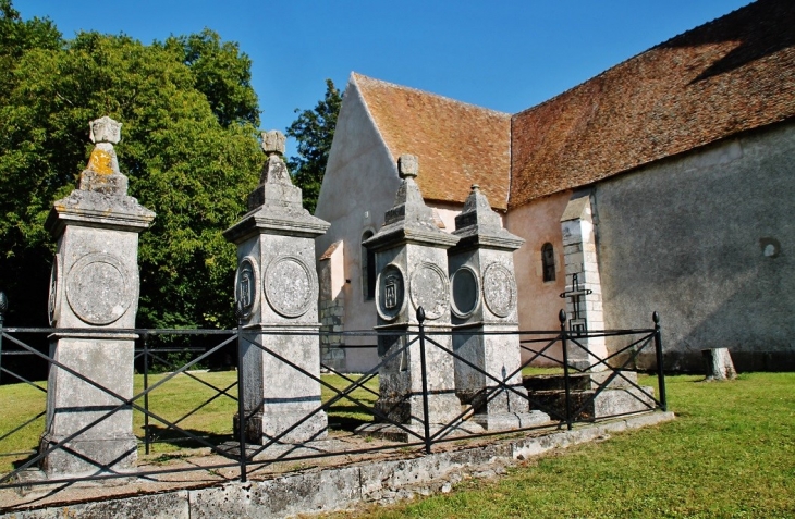 ;église Saint-Symphorien et son Cimetière  - Tracy-sur-Loire