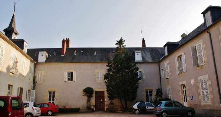  Maison de Retraite Notre-Dame de la Providence  - Varennes-Vauzelles