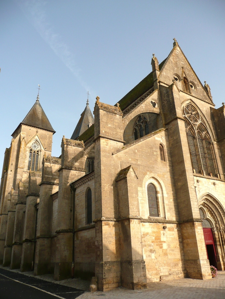 Eglise Saint-Pierre - Varzy