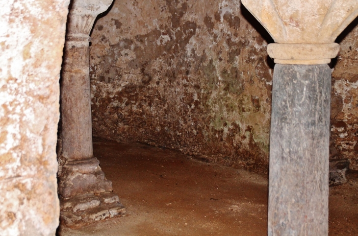   église Notre-Dame ( La Crypte ) - Anzy-le-Duc