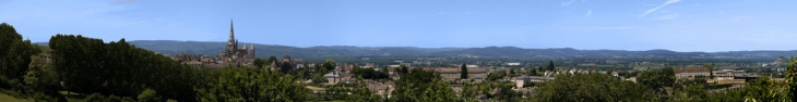 Vue panoramique d'Autun depuis COUHARD