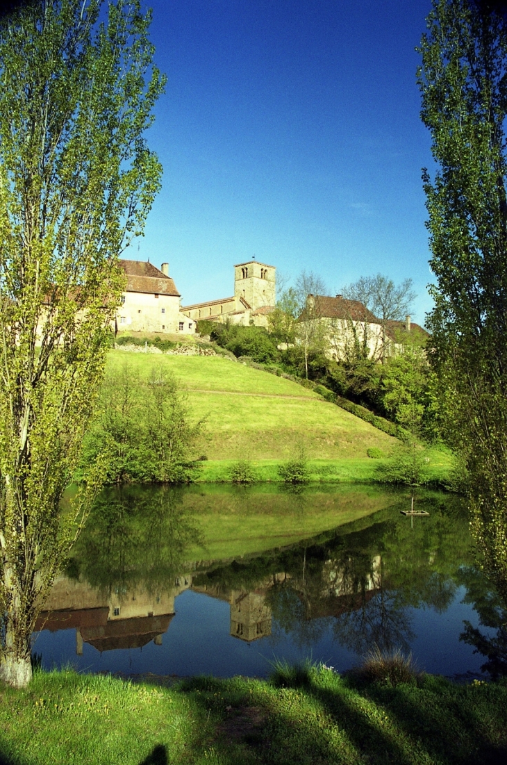 Vue du bourg - Briant