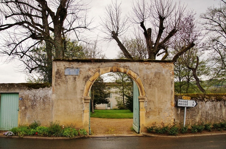 Le Village - Chaintré