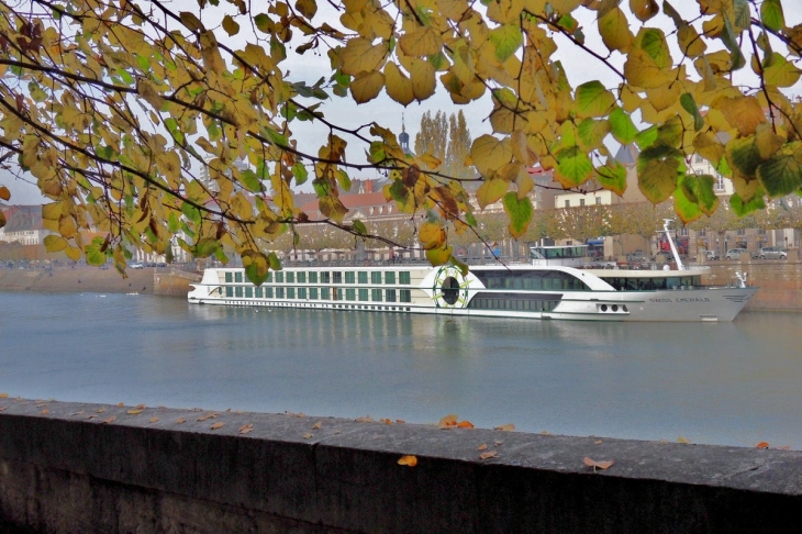 Le swiss emerald.2. - Chalon-sur-Saône