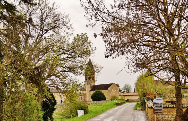 Le Village - Chânes