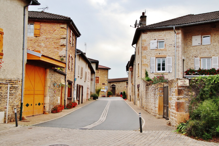 La Commune - Chânes