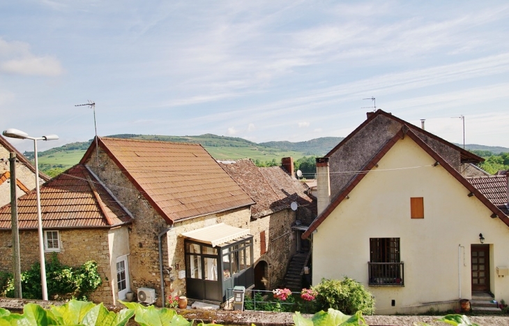 Le Village - Cheilly-lès-Maranges