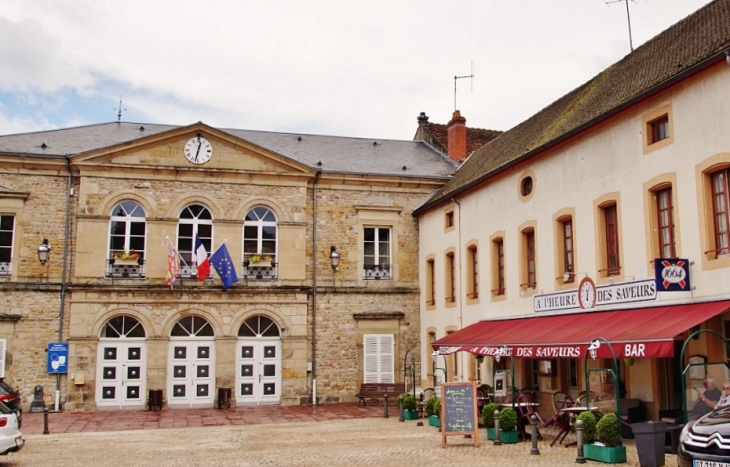 La Mairie - Couches