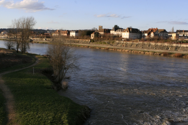 Les quais de Loire à Digouin - Digoin