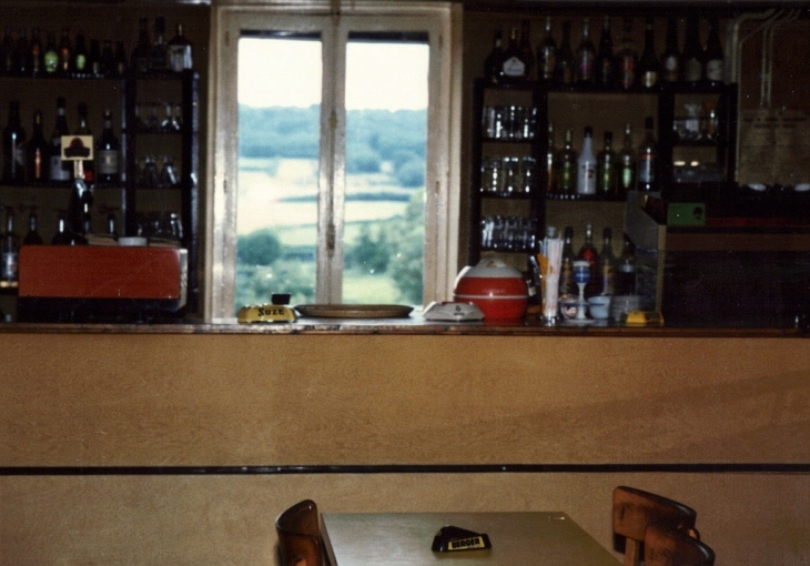 BAR du RELAIS du CHAROLLAIS 1987 - Germagny