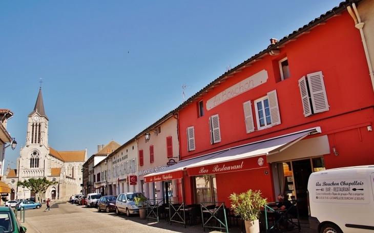 Le Village - La Chapelle-de-Guinchay