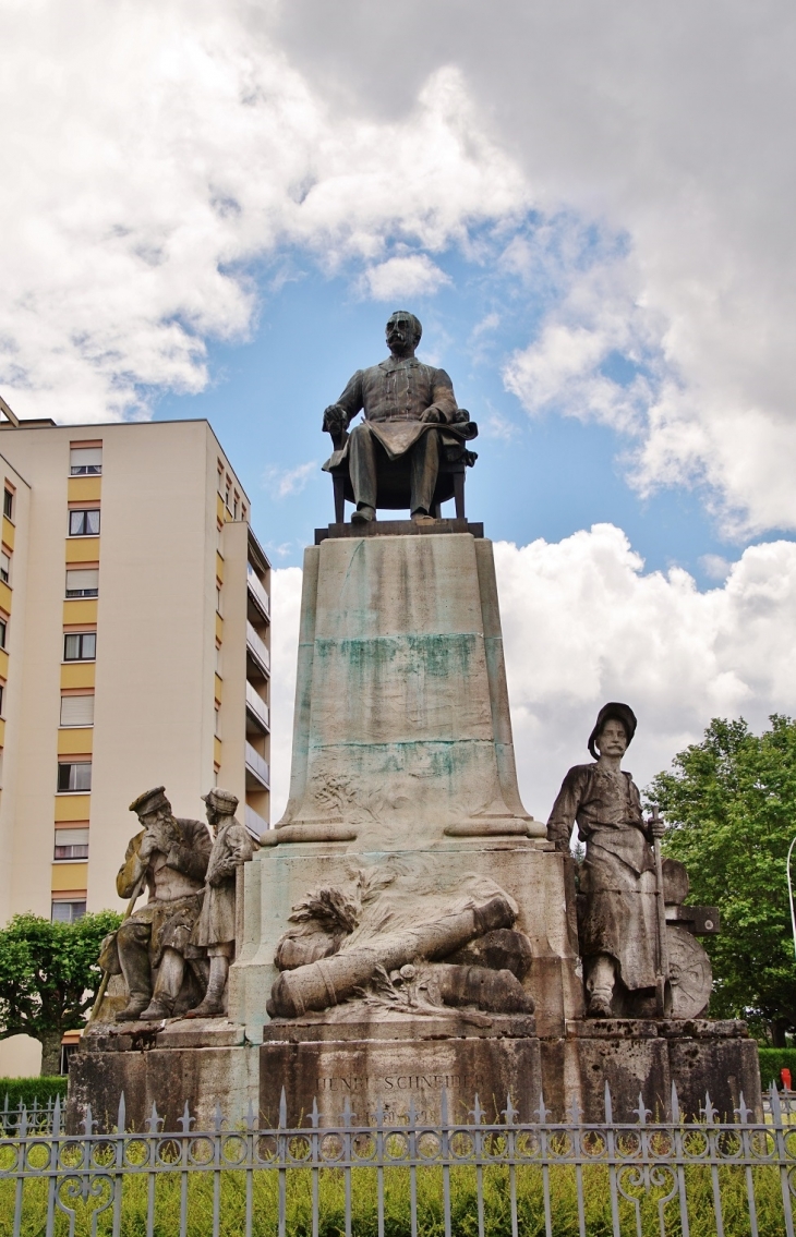 Statue - Le Creusot