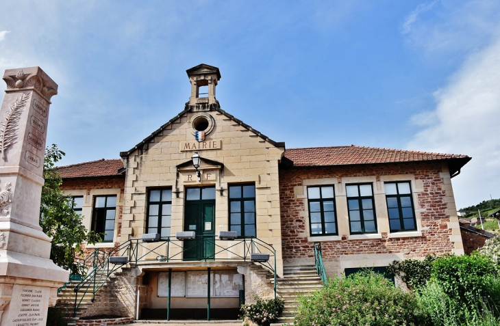 La Mairie - Leynes