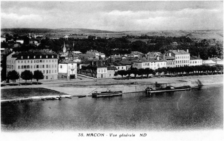 Vue générale, vers 1920 (carte postale ancienne). - Mâcon