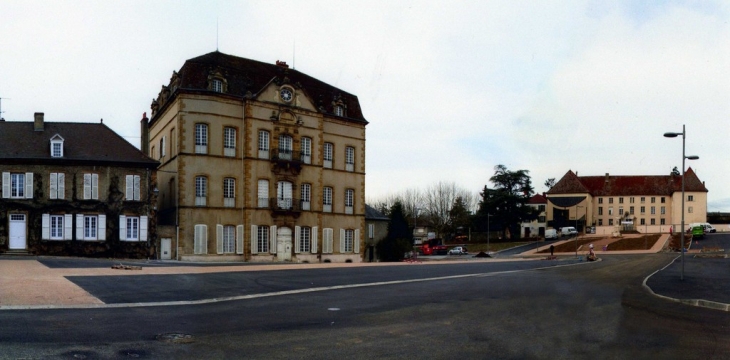 Place reverchon - Marcigny