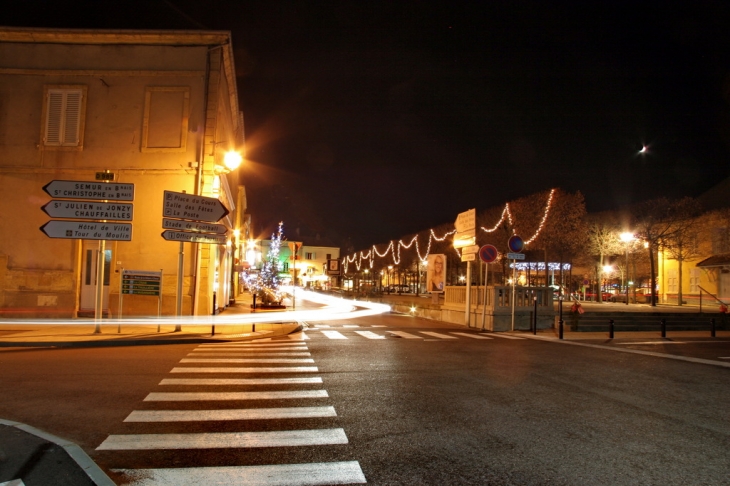 Place du cours - Marcigny