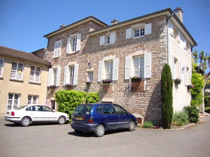 Mellecey (71640) la mairie