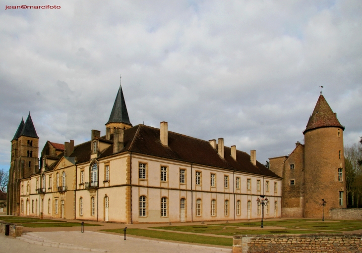 Basilique de paray-le-monial