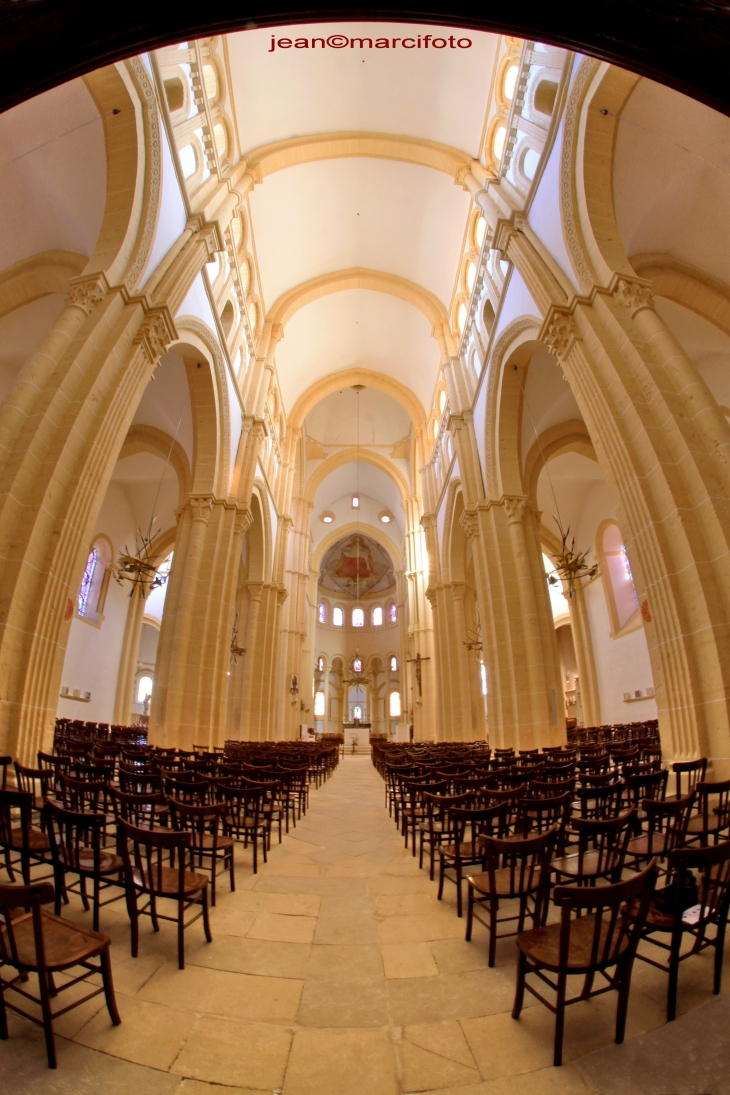 Basilique de paray-le-monial