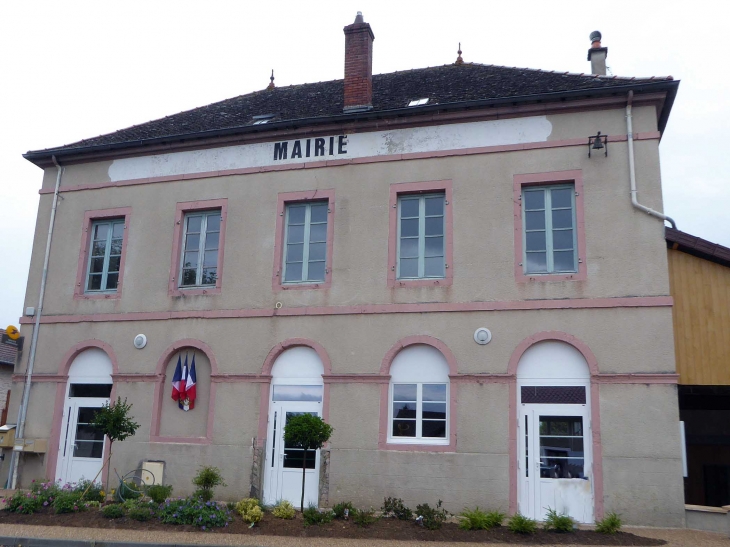 La mairie - Ratenelle