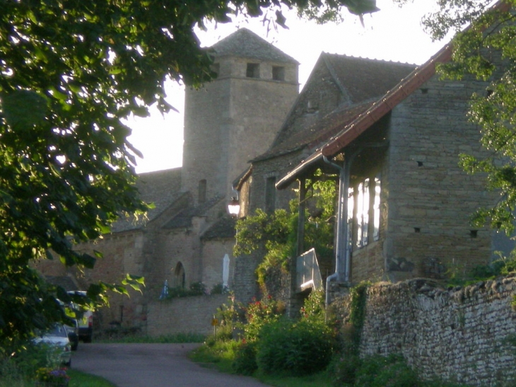 Entrée de St-Clément-sur-Guye - Saint-Clément-sur-Guye