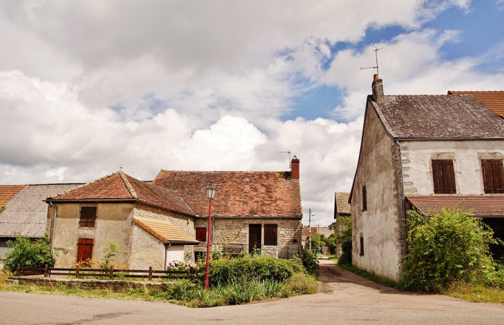 La Commune - Saint-Gervais-sur-Couches