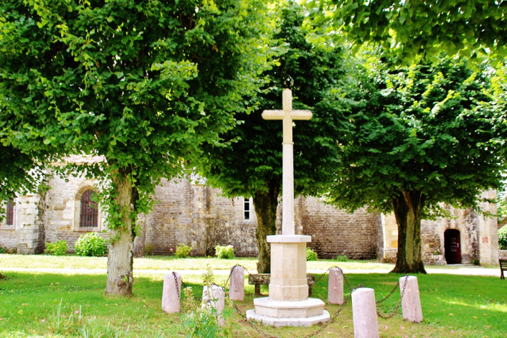 Calvaire - Saint-Gervais-sur-Couches