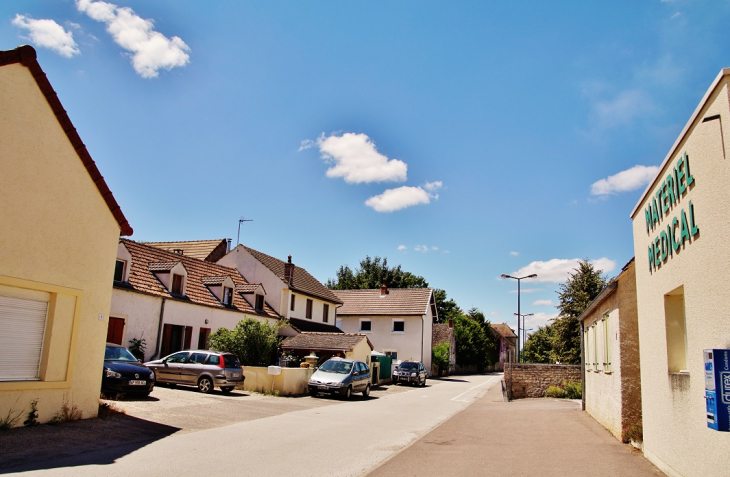 La Commune - Saint-Loup-Géanges