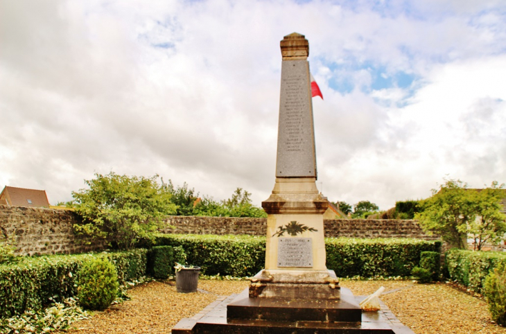 Monument-aux-Morts - Saint-Sernin-du-Plain