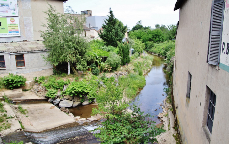 La Commune - Saint-Symphorien-d'Ancelles