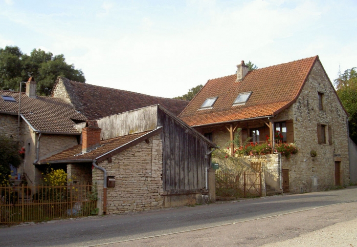 Savigny-sur-Grosne