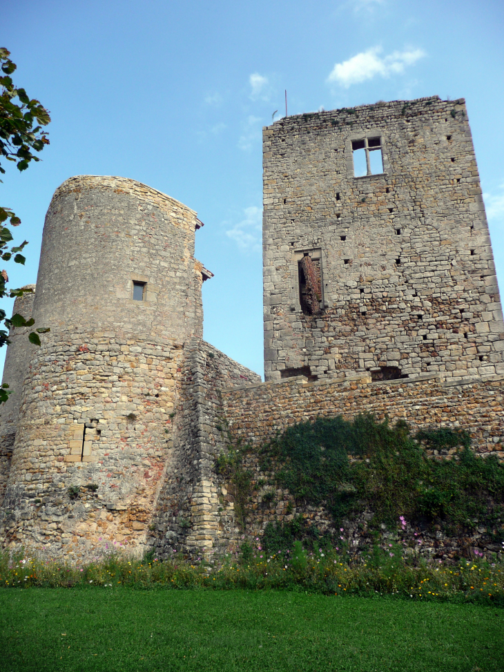 Tour - Semur-en-Brionnais