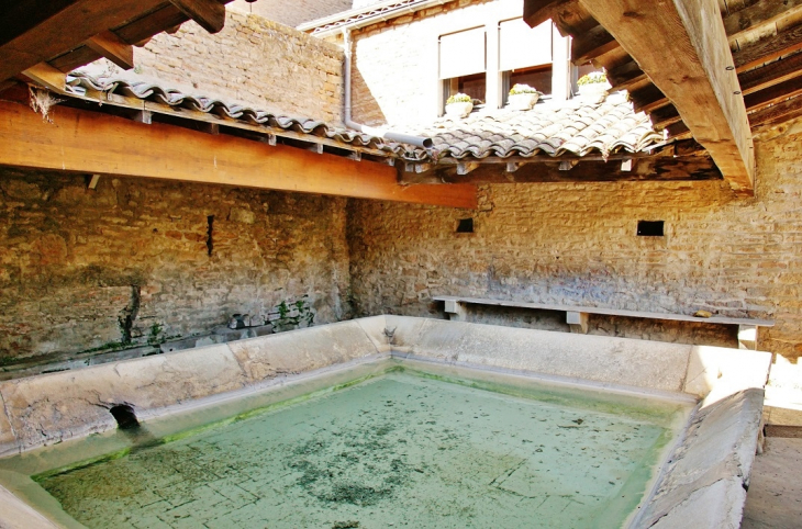 Lavoir - Solutré-Pouilly