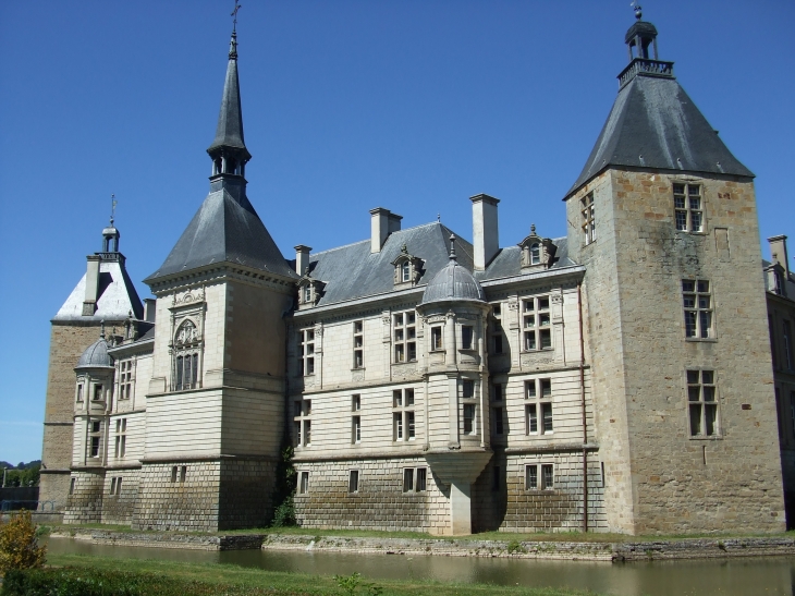 Château de Sully