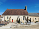 l'église dans le cimetière