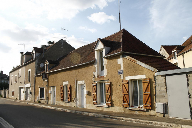 Vue sur la commune - Champs-sur-Yonne