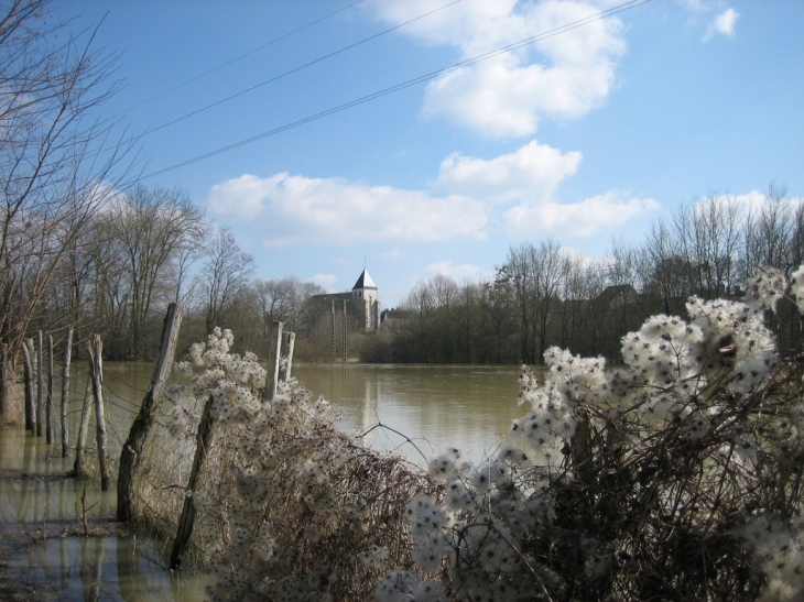 Inondations - Cheny