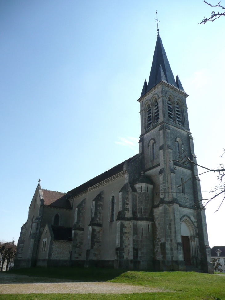 L'église vue rue St Etienne - Égleny