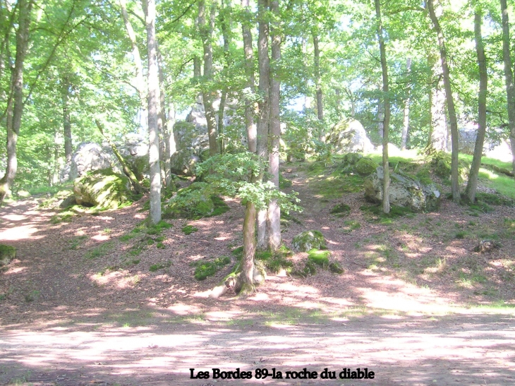 La roche du diable - Les Bordes