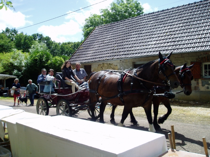 Vide grenier Malicorne