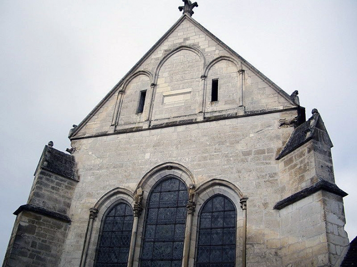 Le chevet de l'église - Mercy