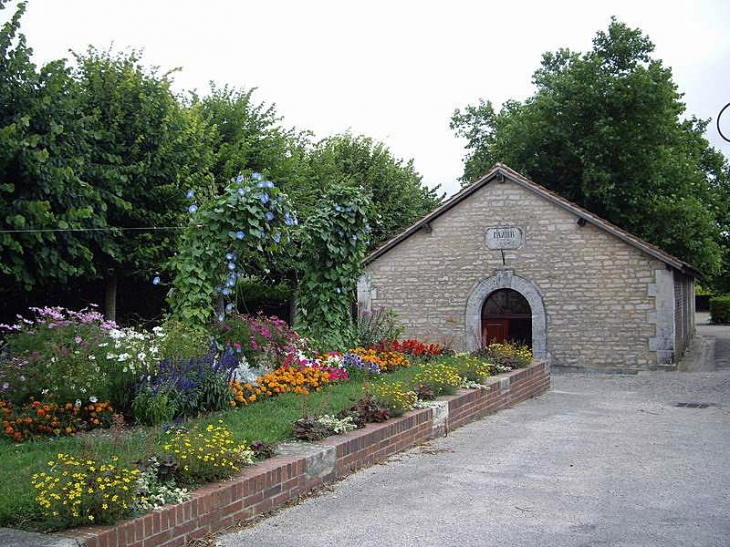 Lavoir - Mercy